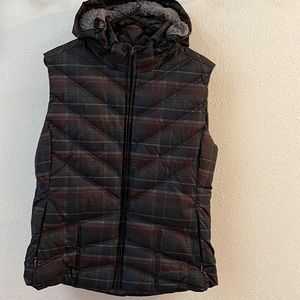 Patagonia women’s down vest